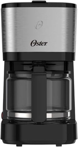Cafeteira elétrica compacta Oster OCAF300